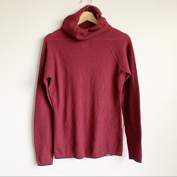 Patagonia Tops - Patagonia Knit Pullover Sweater Hood Merino Wool M